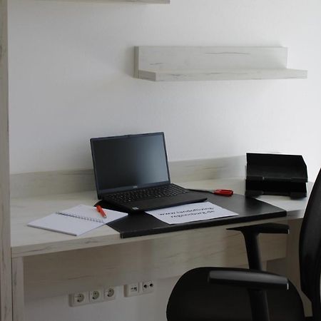 Wg Zimmer In Der Land Of Living Regensburg เคลไฮม์ ภายนอก รูปภาพ